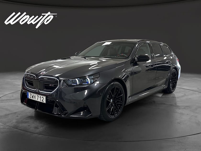 Bild 1 av BMW M5 Touring xDrive Steptronic 727hk /Panorama / B&W /Moms