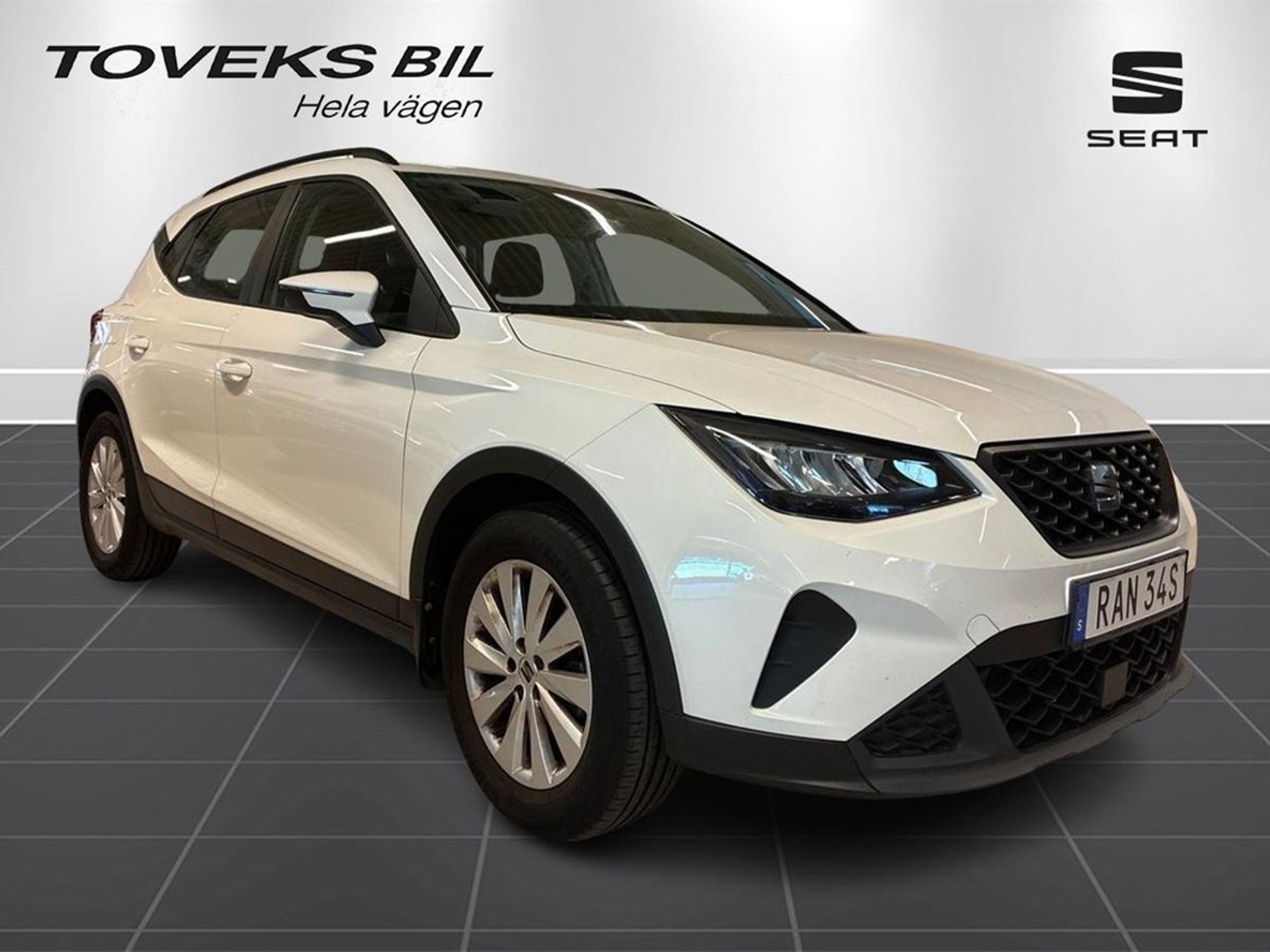 Seat Arona 1.0 TSI STYLE 95 HK 2023, bild 3/10