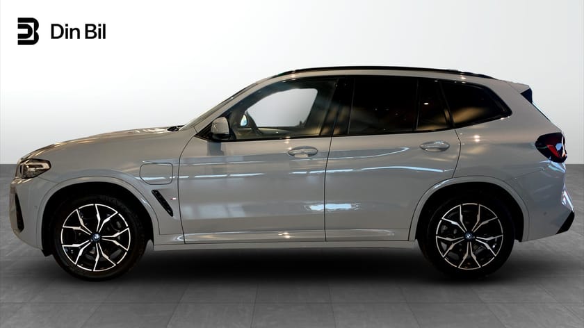 Bild 2 av BMW X3 xDrive30e M Sport/Drag/Navigation/Läder