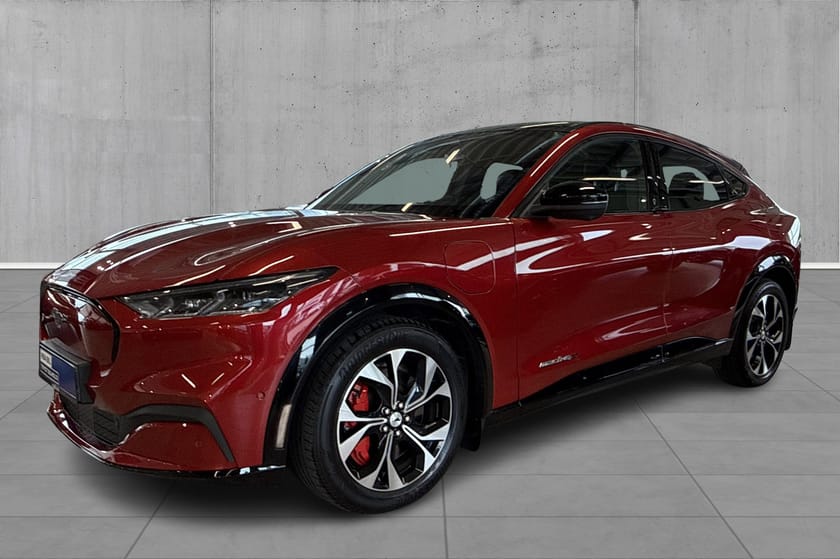 Bilde 2 av Ford Mustang Mach-E Long Range AWD LR Pano Skinn 360 +++