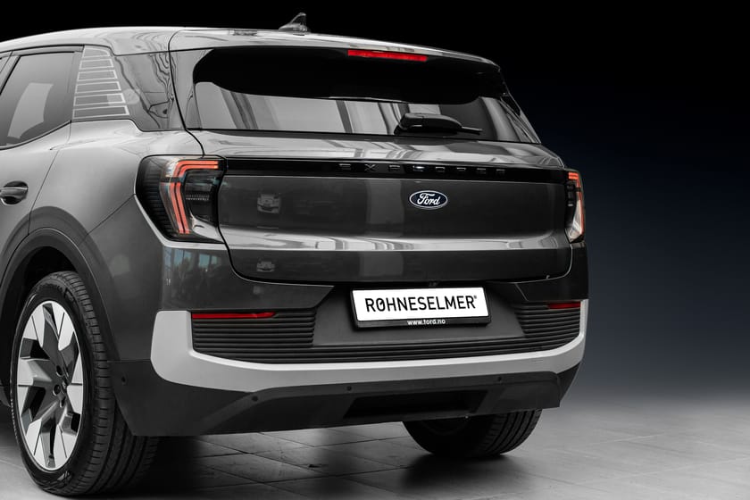 Bilde 3 av Ford Explorer EV Extended Range AWD AGR//Pano//Hengerfeste//varmepumpa// service avtale