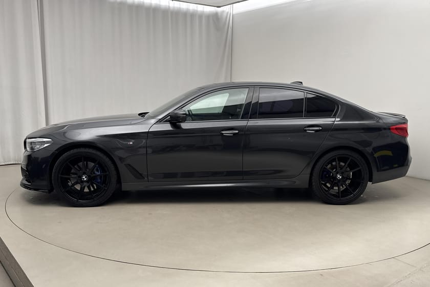 Bild 2 av BMW 530i xDrive Sedan G30 (252hk) M Sport Panorama 360