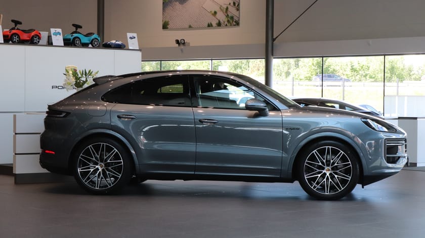 Bild 3 av Porsche Cayenne E-Hybrid Coupé 
