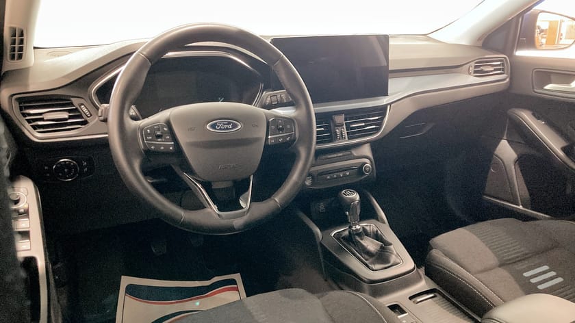 Bild 4 av Ford Focus Kombi 1.0T 125hk Rattvärme Privatleasa 3795kr/mån