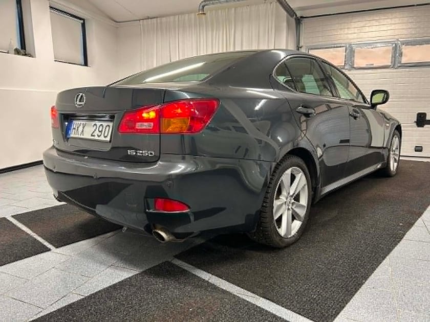 Bild 2 av Lexus IS 250 2.5 V6 208 hk Automat Läder 45500 kr