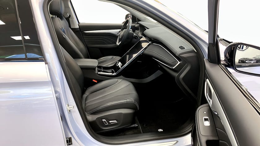 Bild 3 av MG Marvel R LUXURY 70 KWH  LUX 70KWH