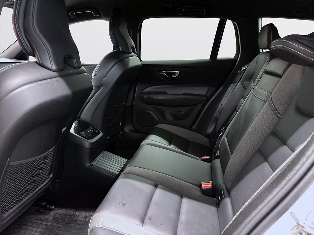 Volvo V60 Recharge T6 AWD Geartronic, 341hk, 2022