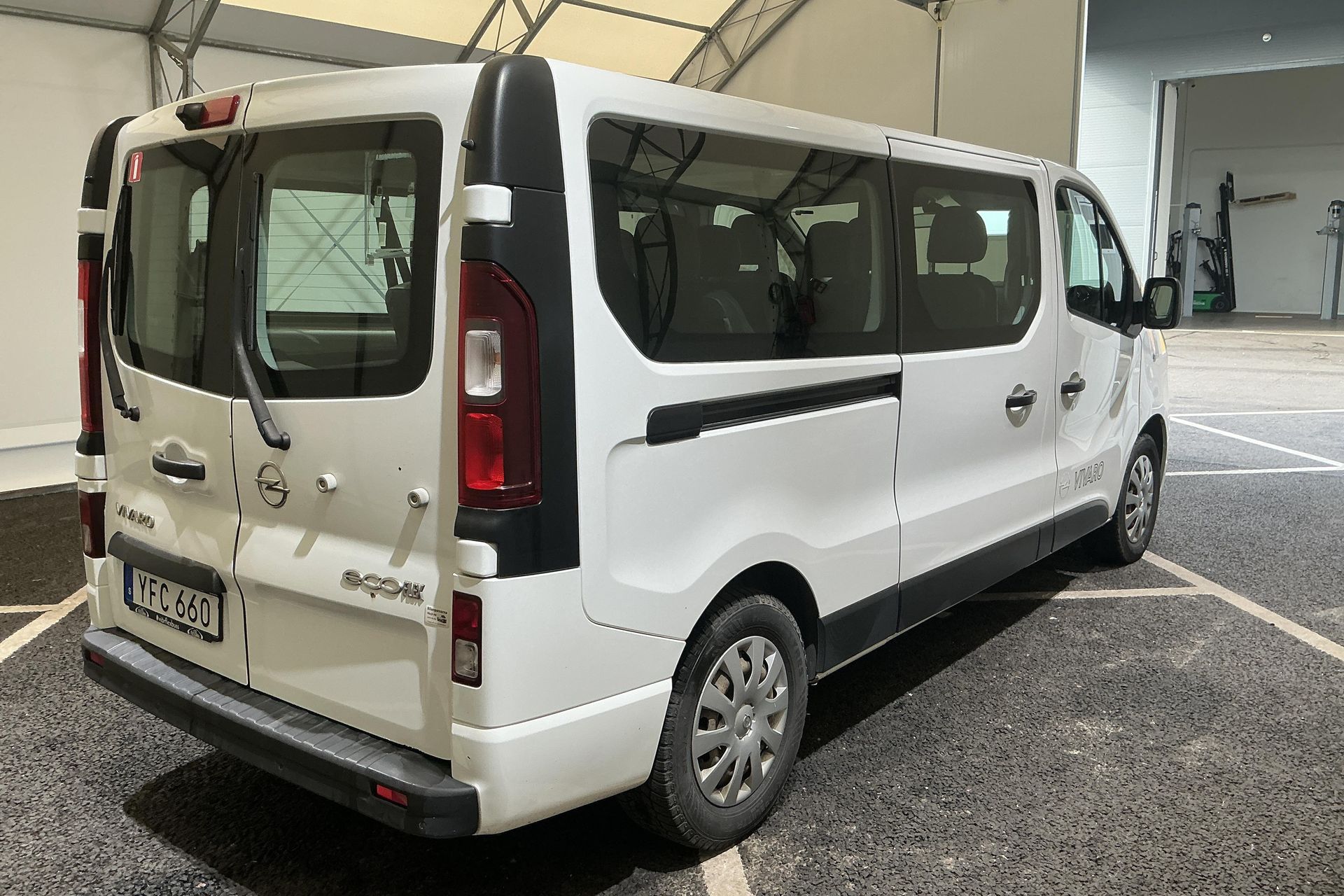 Opel Vivaro Kombi 1.6 CDTI 2016, kuva 5/10