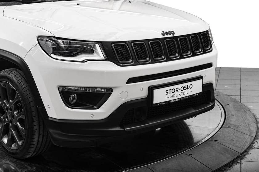 Bilde 2 av Jeep Compass 4xe 1,3 T4 PHEV 240hk Mod S/Skinn/Navi/ Kamera/ Keyles