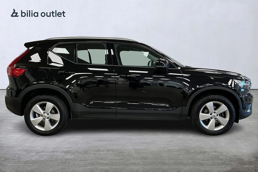 Bild 5 av Volvo XC40 T2 Momentum Nybesiktigad Carplay Värmare Navigation