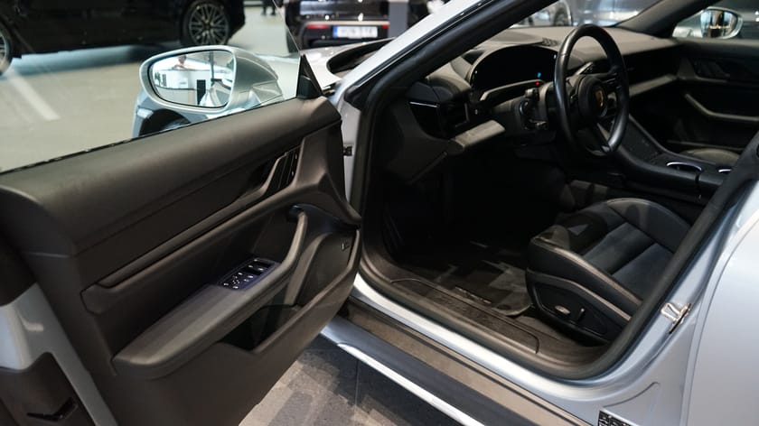 Bild 5 av Porsche Taycan 4 Cross Turismo 