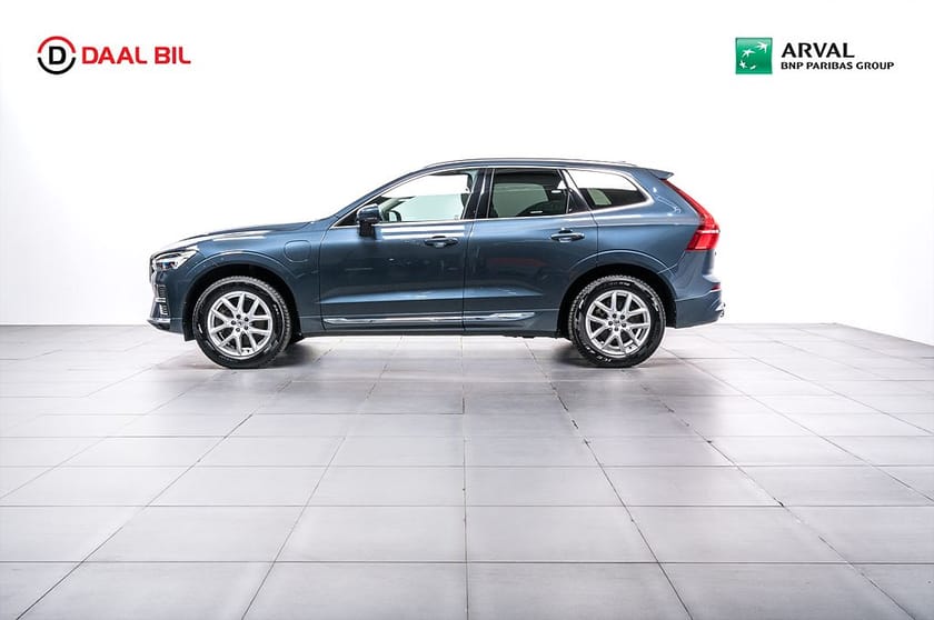 Bild 1 av Volvo XC60 RECHARGE T6 AWD 18,8kWh 350HK MOMENTUM PRIVATLEASING