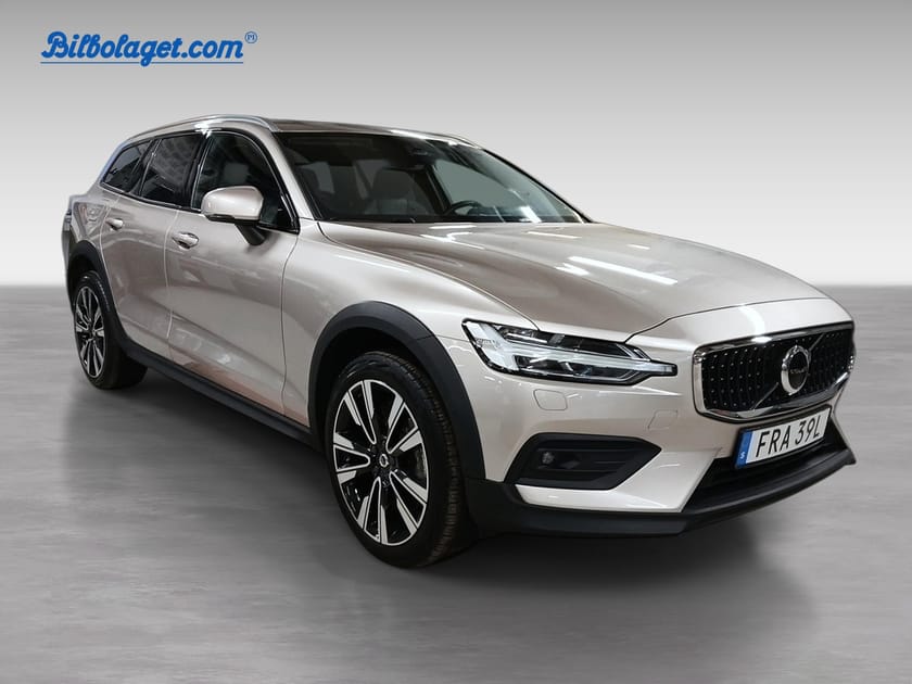 Bild 1 av Volvo V60 Cross Country B4 AWD Diesel Plus
