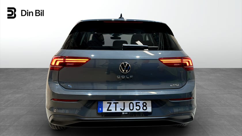 Bild 5 av Volkswagen Golf eTSI150 DSG Life P-värmare/Backkamera