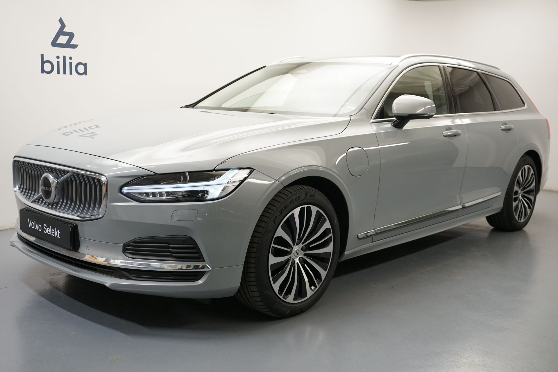 Volvo V90 T6