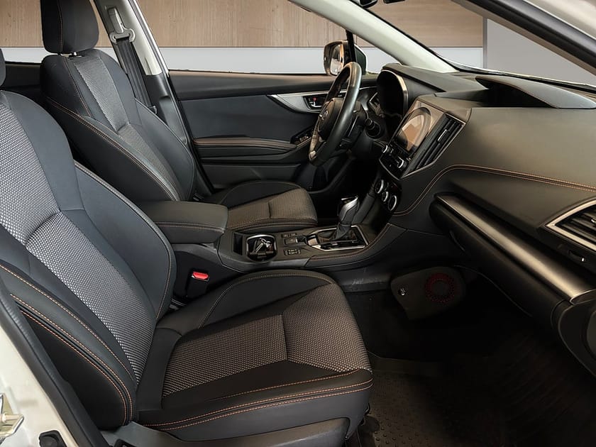 Bild 5 av Subaru XV e-Boxer XFuel 2.0i Active AWD (88) X-fuel  *Årsskatt 1086:-*