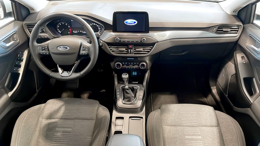 Bild 4 av Ford Focus Active Kombi 1.0EcoBoost 125Hk B-Kamera Dragkrok