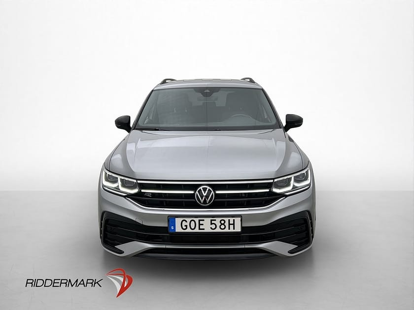Bild 2 av Volkswagen Tiguan Allspace 7-sätes 7-Sits 4M R-Line Cockpit Black