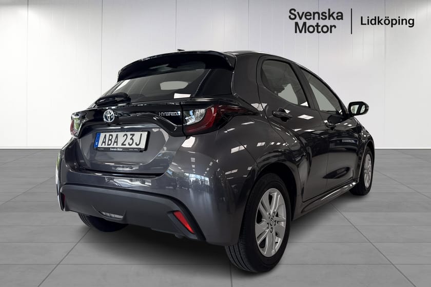 Bild 4 av Toyota Yaris Hybrid - Active I Backkamera I Rattvärme I Adaptiv Farthållare