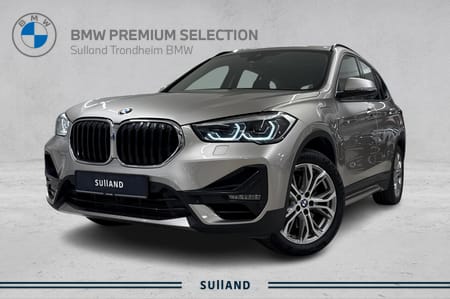 BMW X1 xDrive25e Sport Line / Hengerfeste / Head up display