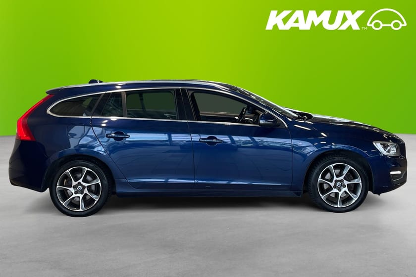 Bild 2 av Volvo V60 D4 AWD Ocean Race Business