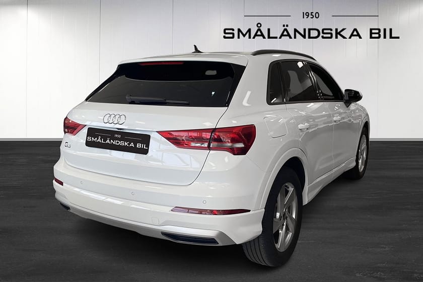 Bild 4 av Audi Q3 35 TFSI S Tronic Proline Advanced Drag V-hjul