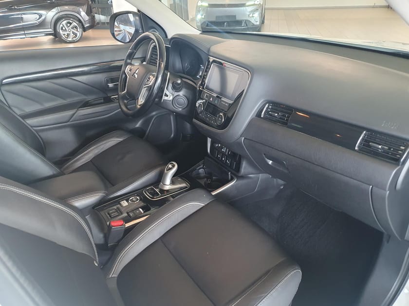 Bilde 3 av Mitsubishi Outlander PHEV Verdensledende 6 år på rad !