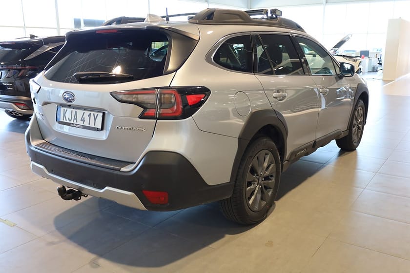 Bild 4 av Subaru Outback 2,5i 169hk 4WD XFuel Limited AWD Aut Skinn Drag Värmare