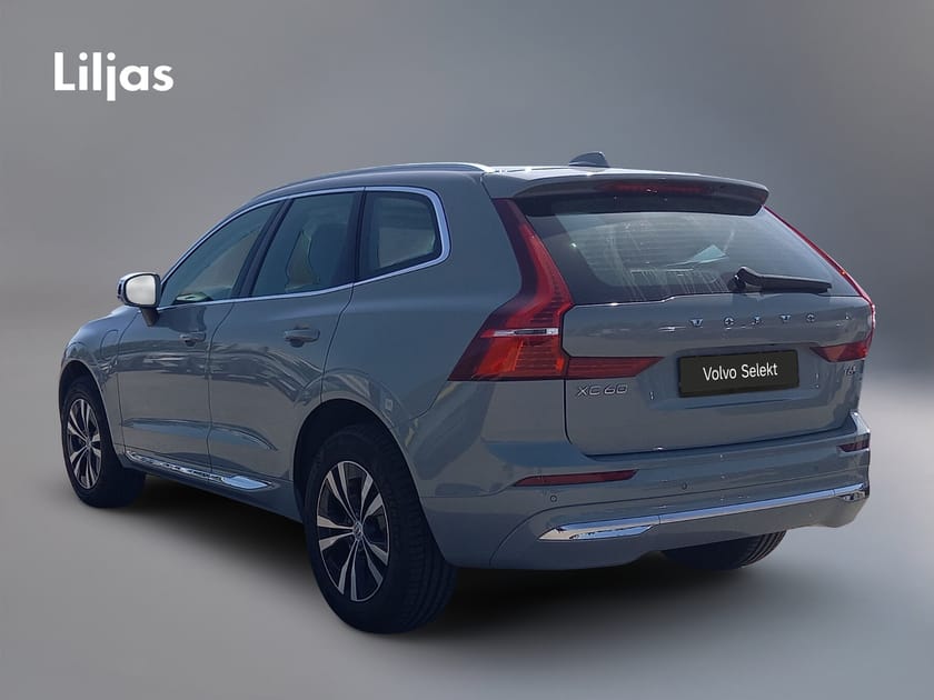 Bild 3 av Volvo XC60 T6 AWD Core Special Edition//Adaptiv Farthållare//