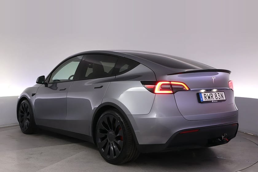 Bild 4 av Tesla Model Y Performance Autopilot Panorama Drag