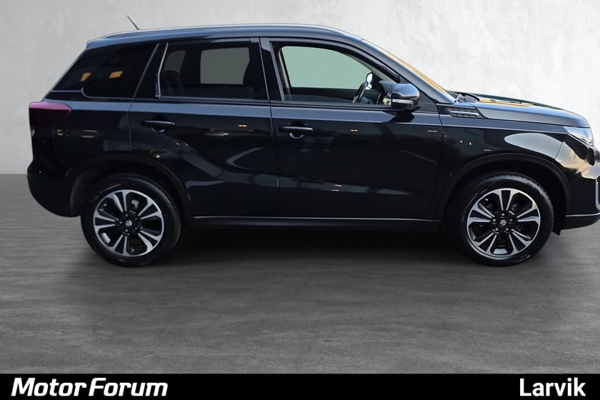 Bilde 4 av Suzuki Vitara HEV AllGrip AllGrip/Ryggekamera/Navigasjon/Ryggekamera/Delskinn