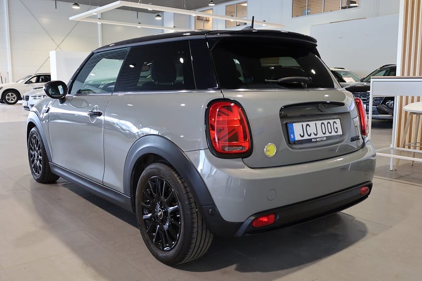 Bild 3 av MINI Cooper SE Navi Läder Värmare Carplay Sensorer LED
