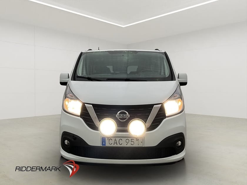 Bild 5 av Nissan NV300 Kombi Lång Värmare Dragkrok Farthållare 9-Sits
