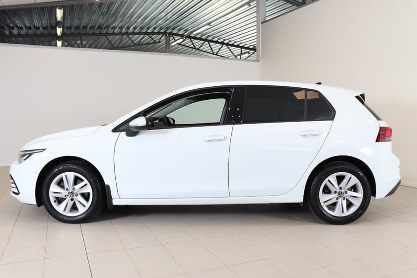 Bild 3 av Volkswagen Golf 2.0 TDI SCR 116HK M-Värmare P-Sensorer CarPlay