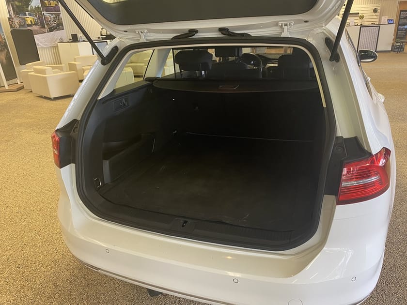 Bild 5 av Volkswagen Passat Variant GTE 1.4 TSI 218hk Aut/Adaptiv