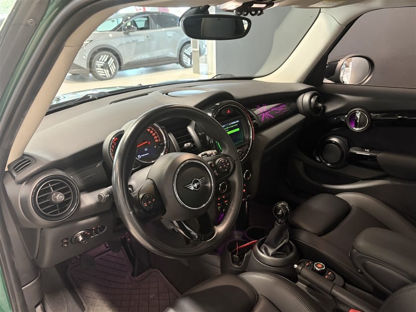 Bild 5 av MINI Cooper S 5dr 192hk Manuell Chili LED PDC Komfortöppning Sportstol Servad