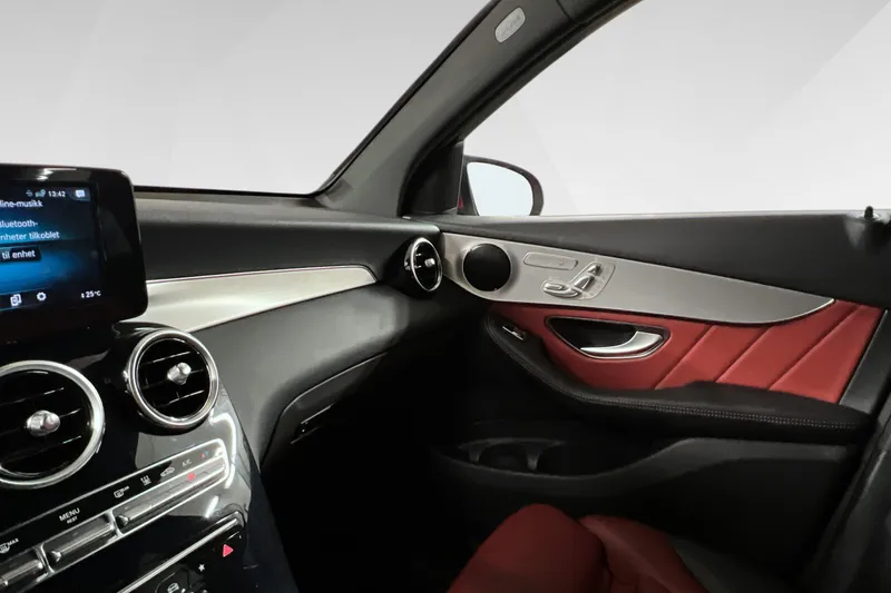 Mercedes-Benz GLC 300 de 4MATIC bilde 12