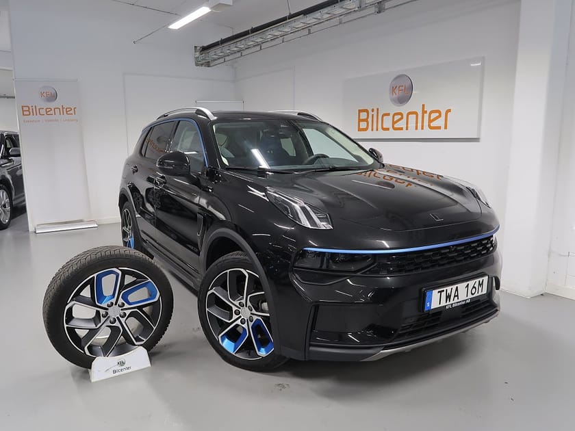 Bild 1 av Lynk & Co 01 PHEV V-Däck ingår 360°-Infinity-Pano-Elstol-Navi-CarPla