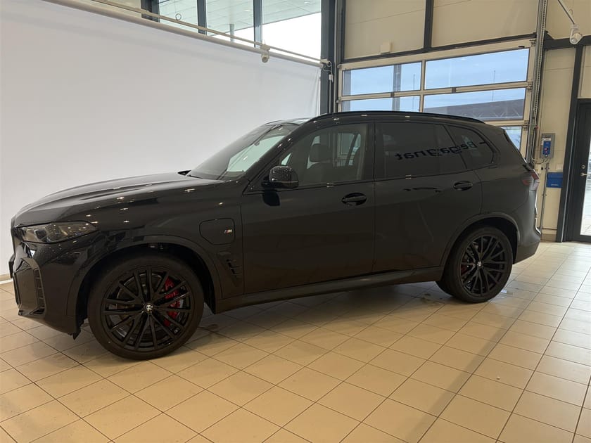 Bild 2 av BMW X5 xDrive50e M Sport Pro Business Ed Drag DA Pro H K