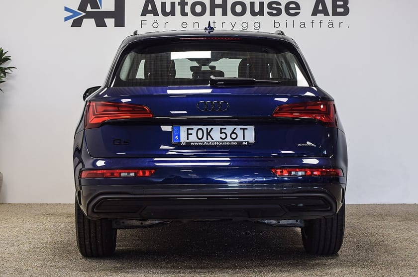 Bild 5 av Audi Q5 40 TDI quattro Optikpaket CarPlay B-kamera Keyless