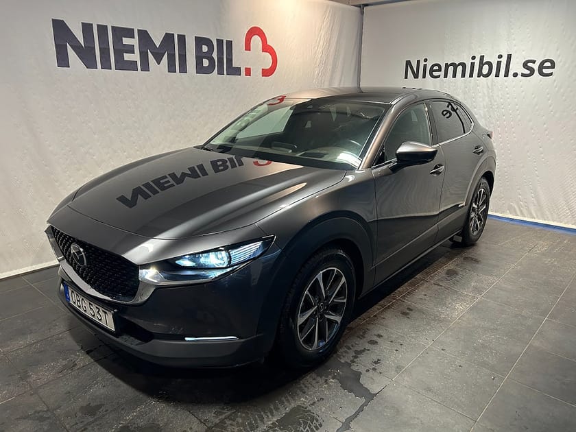 Bild 4 av Mazda CX-30 2.0 M Hybrid AWD Cosmo 360/Drag/Skinn/MoK