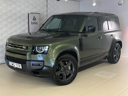Land Rover Defender P300e PHEV