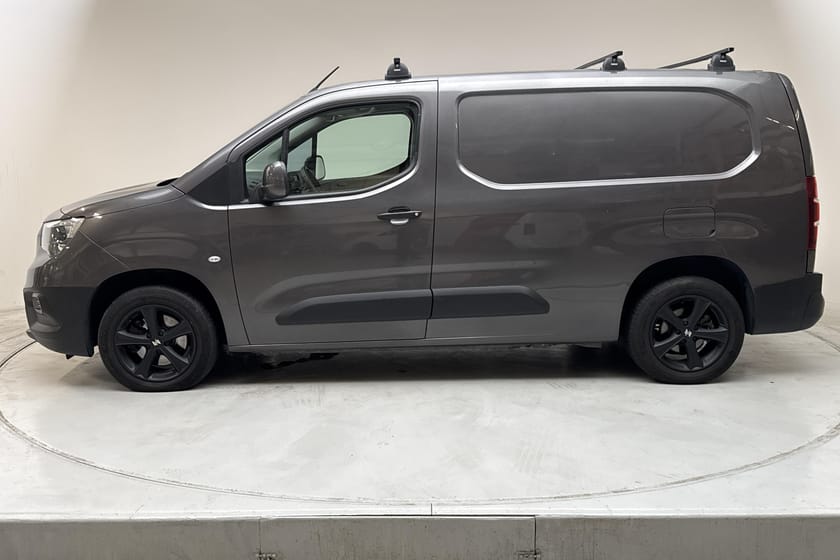 Bild 2 av Opel Combo Cargo XL 1.5 CDTI Skåp (100hk)