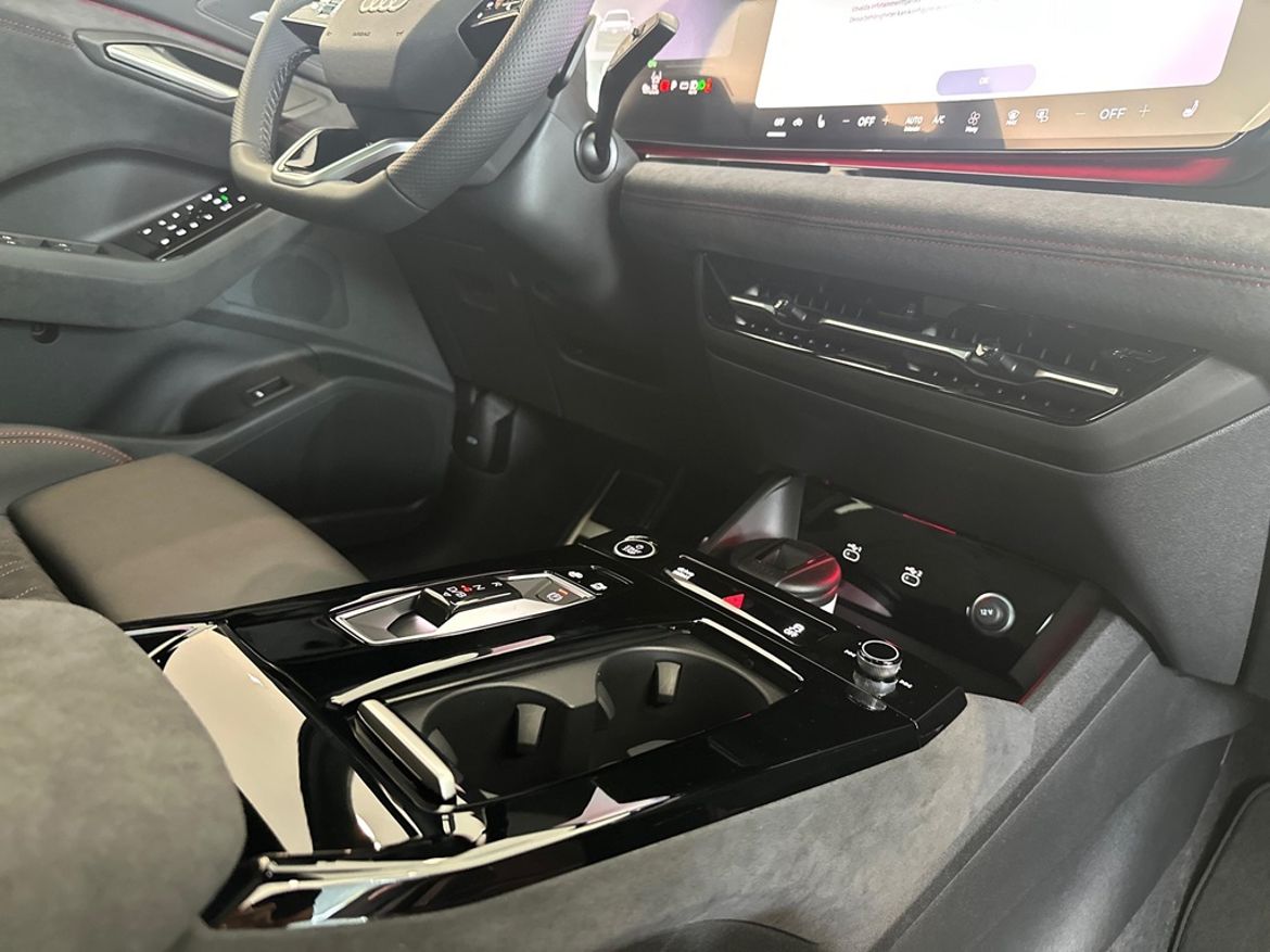 Audi Audi Q6 Sportback e-tron quattro — bild 14