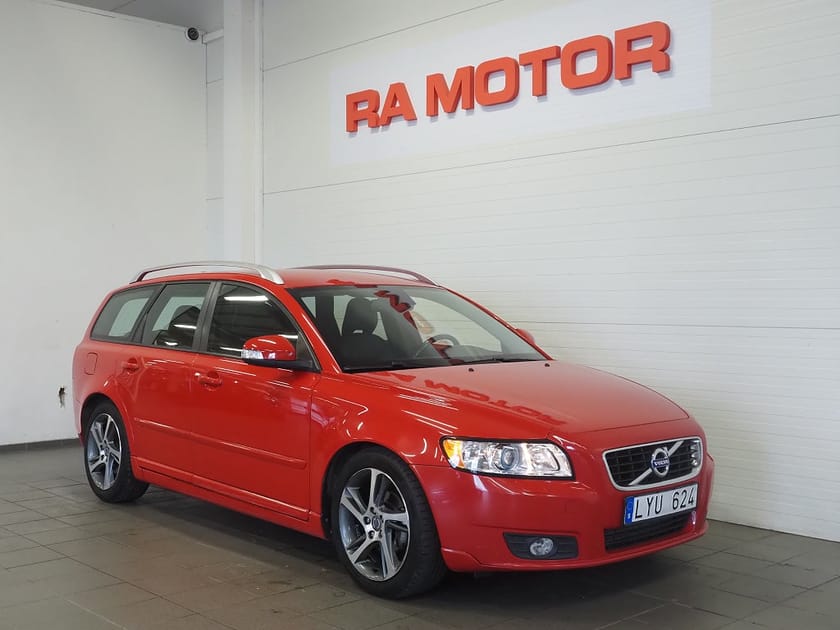 Bild 3 av Volvo V50 D2 115hk Classic Momentum | Drag |