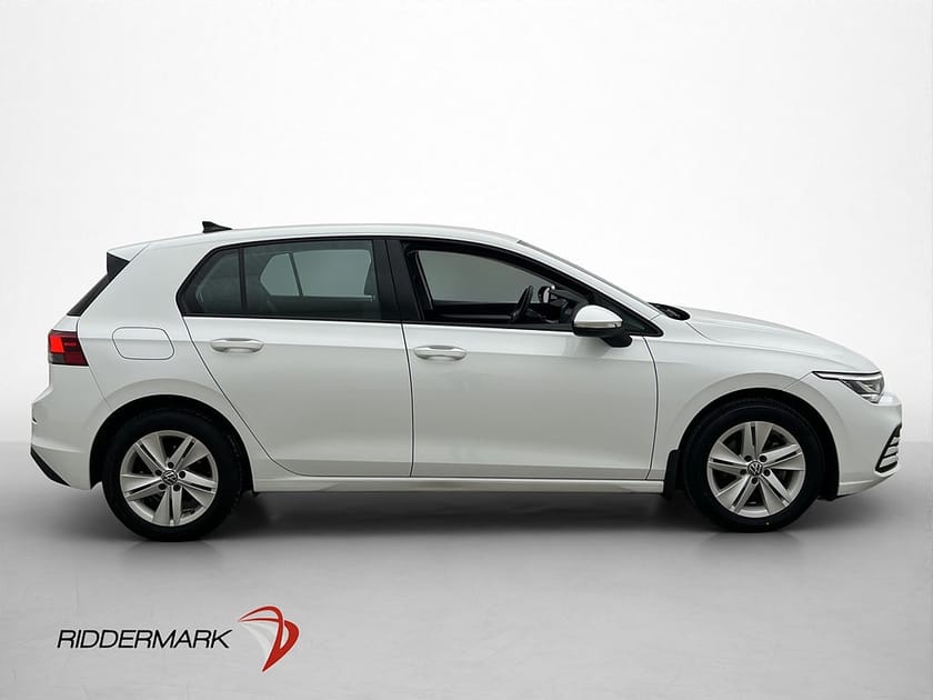 Bild 4 av Volkswagen Golf 2.0 TDI CarPlay Keyless Sensorer MOMS 116hk