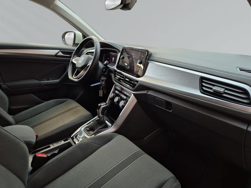 Bild 4 av Volkswagen T-Roc 1.5 TSI AUTOMAT 150 HK