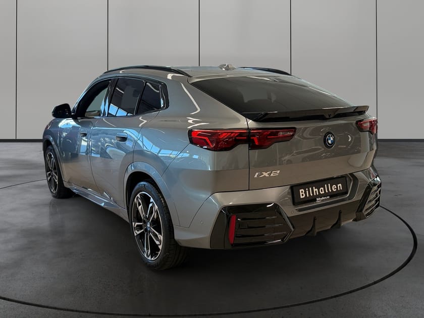 Bilde 3 av BMW iX2 xDrive30 
