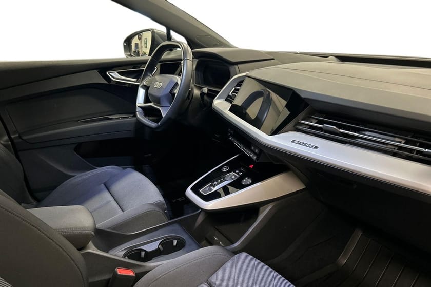 Bild 5 av Audi Q4 45 e-tron quattro PROLINE 195,00 KW