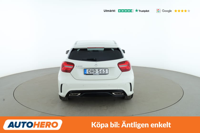 Bild 4 av Mercedes-Benz A 220 4MATIC AMG Line / Taklucka, Värmare, Backkamera